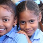 «Aprenderemos más»: estudiantes de Los Cocos de Jacagua, al recibir escuela
