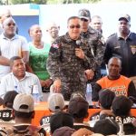 Policía Nacional y peloteros Grandes Ligas realizan encuentro niños Club Rafael Báez