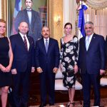 Presidente Danilo Medina recibe delegación de ministros de Dinamarca