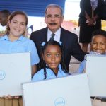 Presidente Medina entrega escuela y dos estancias infantiles en Puerto Plata