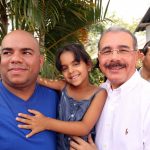 Presidente Medina Invita a progenitores a brindar amor, apoyo, orientación, buen ejemplo y protección