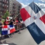 Miles participan gran parada del Bronx