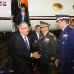 Tras participar en ceremonia transmisión mando presidencial de Iván Duque, Danilo Medina regresa al país