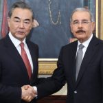 Presidente Danilo Medina recibe a ministro Relaciones Exteriores de China, Wang Yi