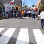 Alcalde Abel Martínez en Miraflores 2, asfalta sus calles con Presupuesto Participativo.