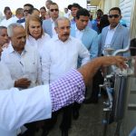 Productores de queso muestran avances a Danilo Medina tras recibir procesadora