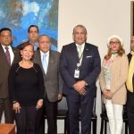 Estudiantes y profesores de maestría de UASD y del Intec visitan al cónsul Carlos Castillo en NY