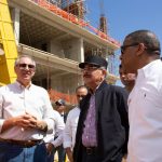 Presidente constata avances construcción Circunvalación SD, Hospital Boca Chica,