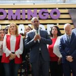 Domingo Contreras felicita a Carolina Mejía por triunfo electoral