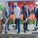Presidente Abinader asiste a primer palazo para construcción de complejo deportivo de los Orioles de Baltimore