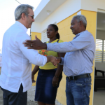 Presidente Abinader entrega 390 viviendas en Monte Grande
