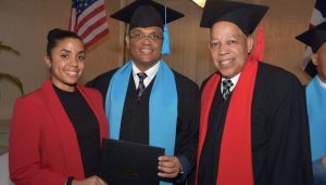 Mérido Torres recibe doctorado Honoris Causa por la Universidad de Ohio